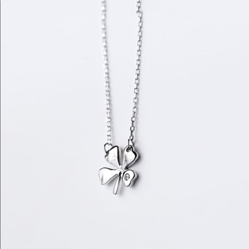 925 Sterling Silver Clover Necklace - Picture 1 of 1